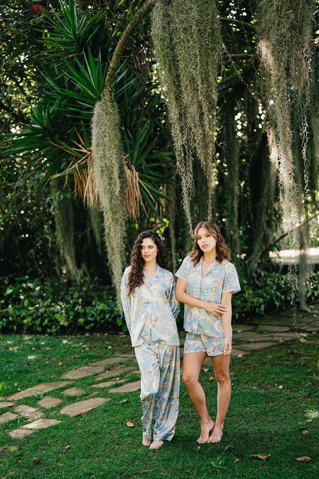 PARADISE BLUE CAMISA MANGA LARGA Y PANTALON