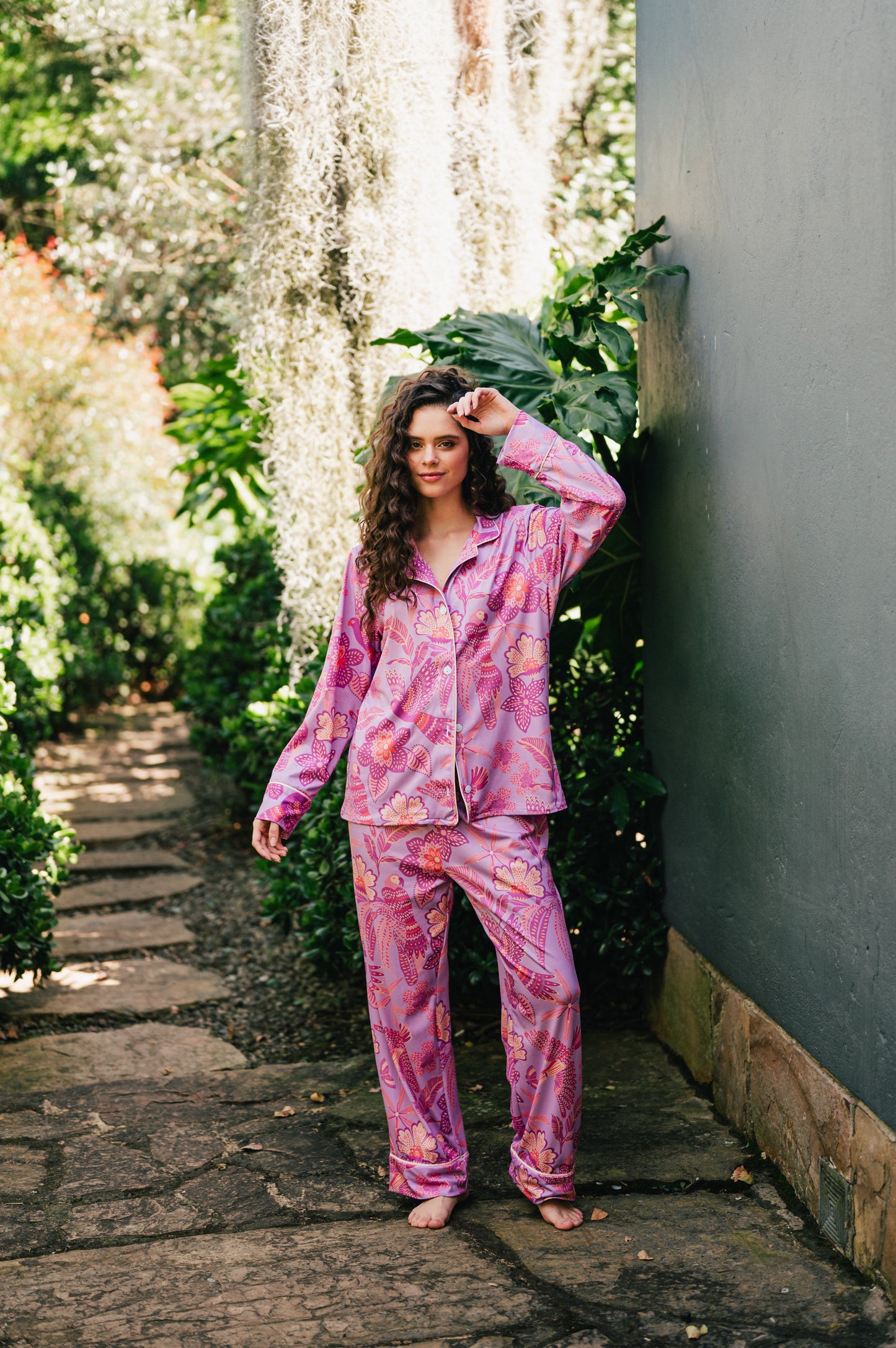 AMAZONAS LILA CAMISA MANGA CORTA Y PANTALON