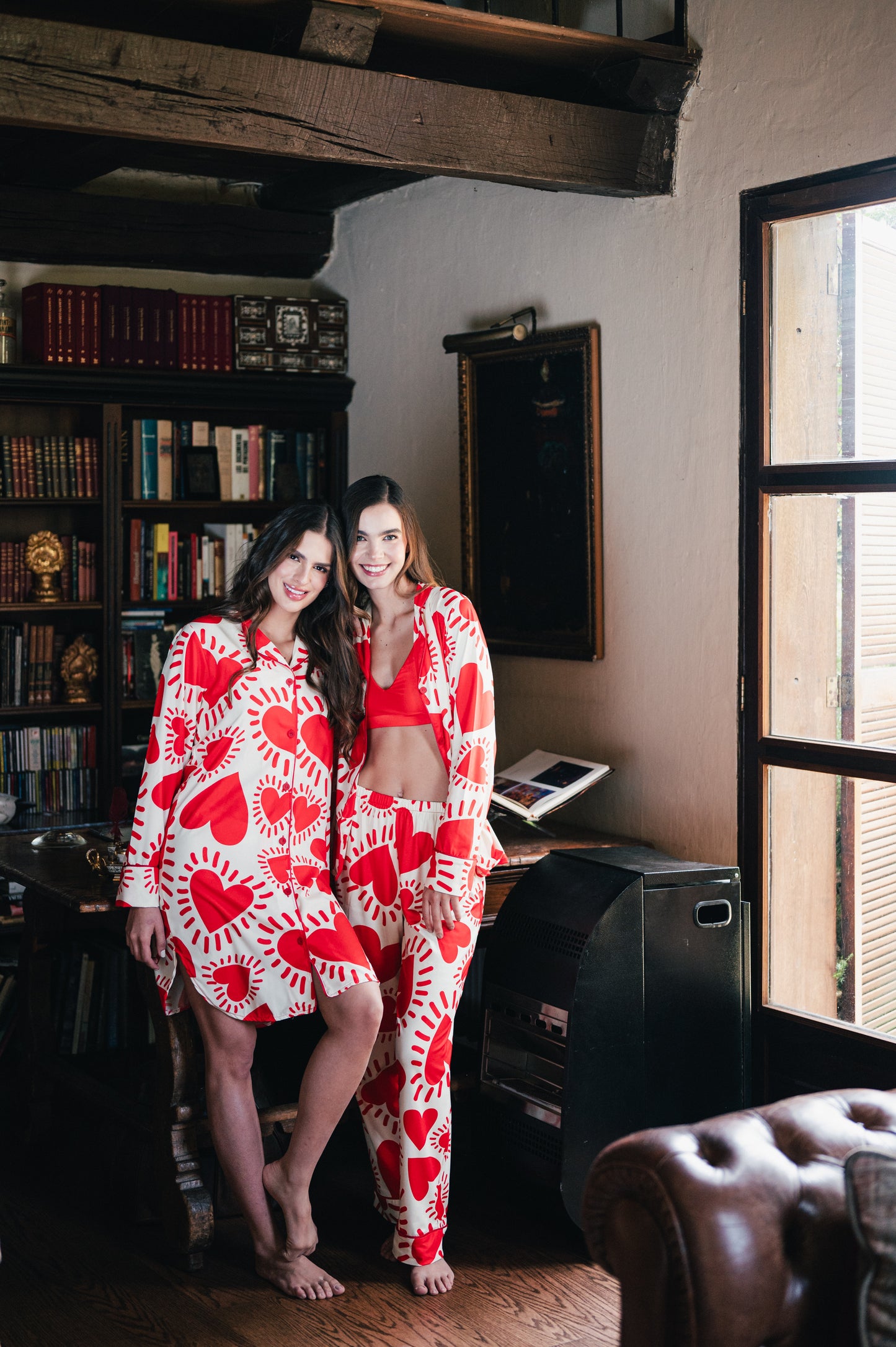 AMOR ROJO CAMISA MANGA LARGA Y PANTALON