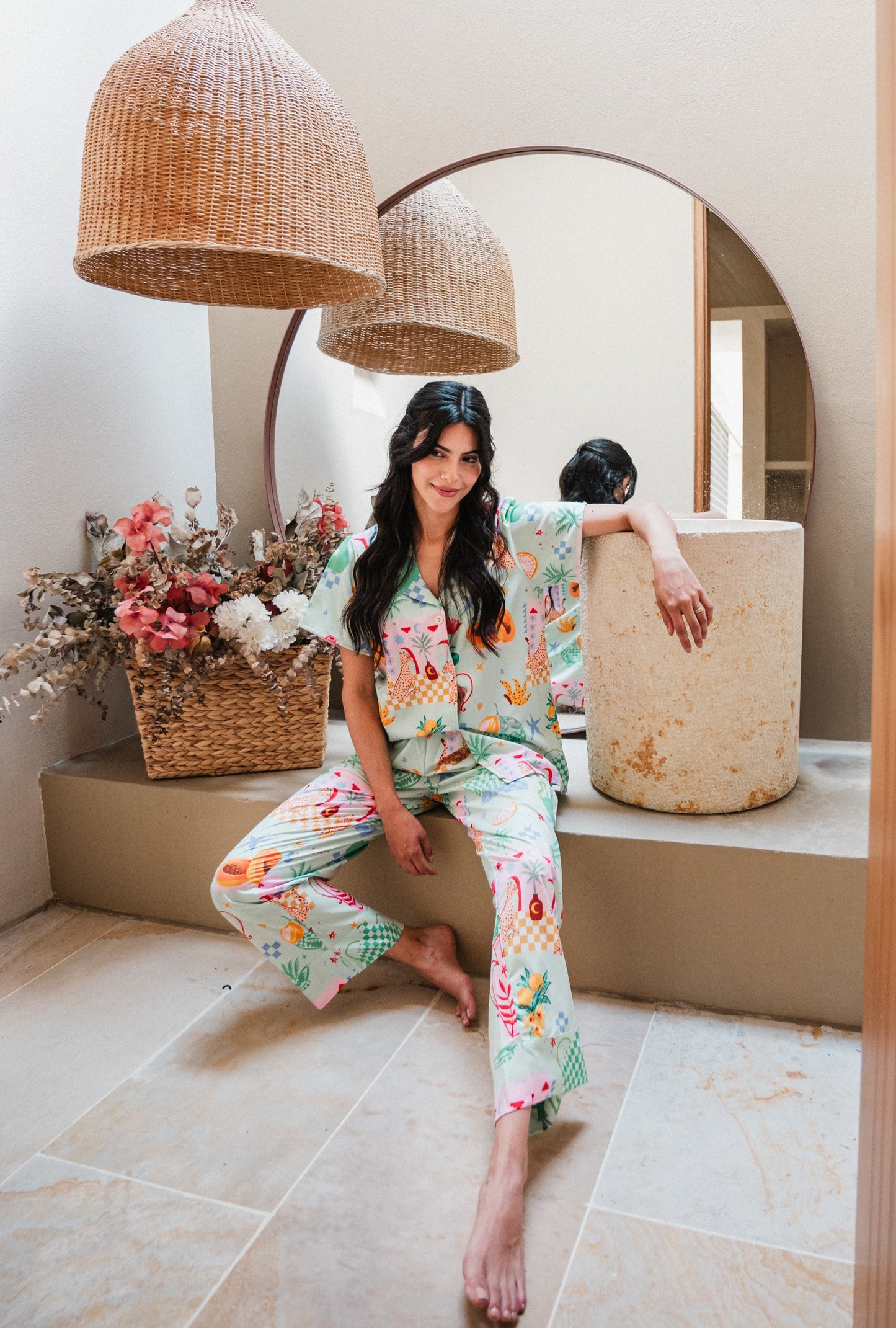 BODEGON VERDE CAMISA MANGA CORTA Y PANTALON