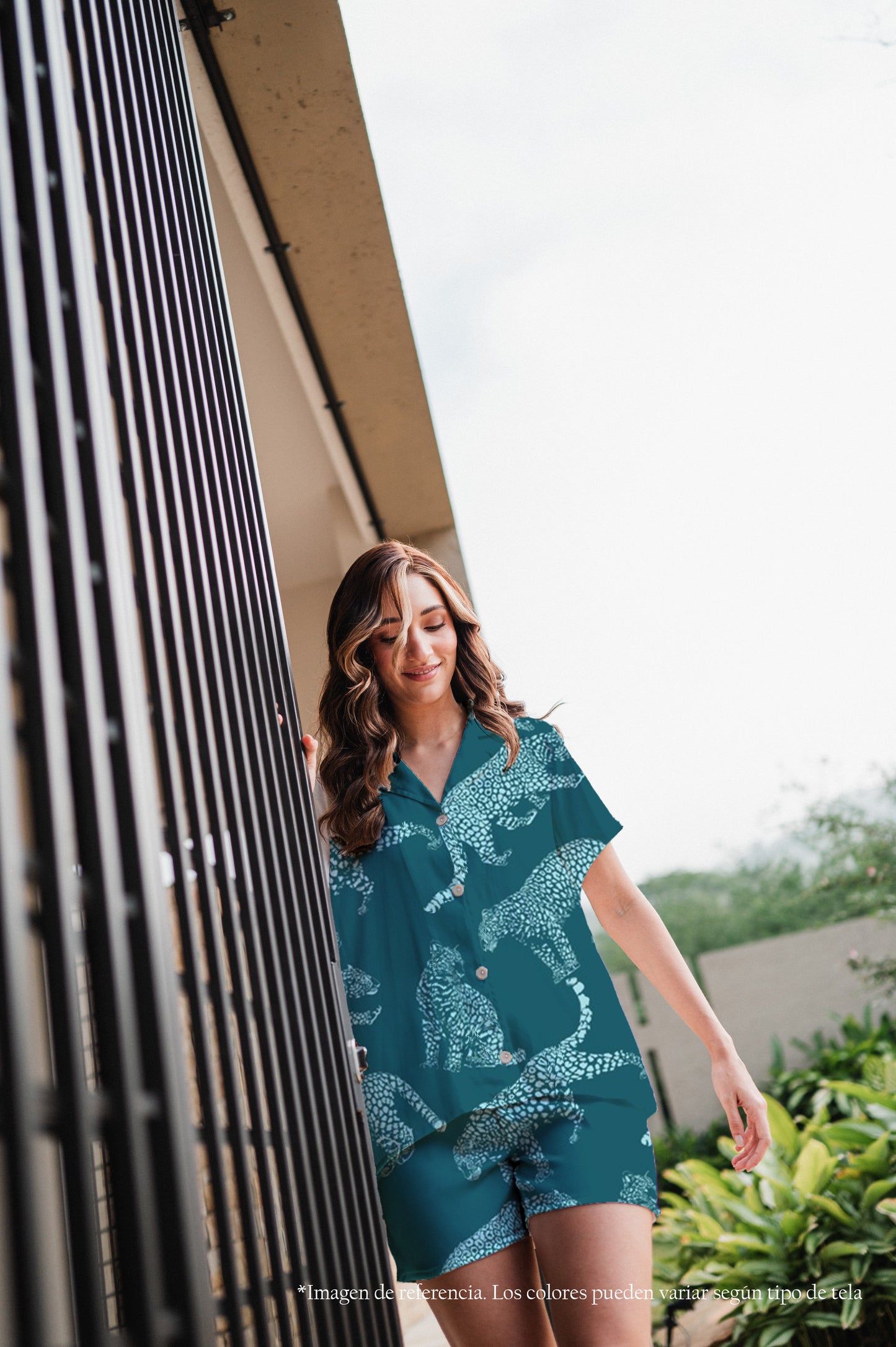 JAGUAR AZUL CAMISA MANGA CORTA Y SHORT.