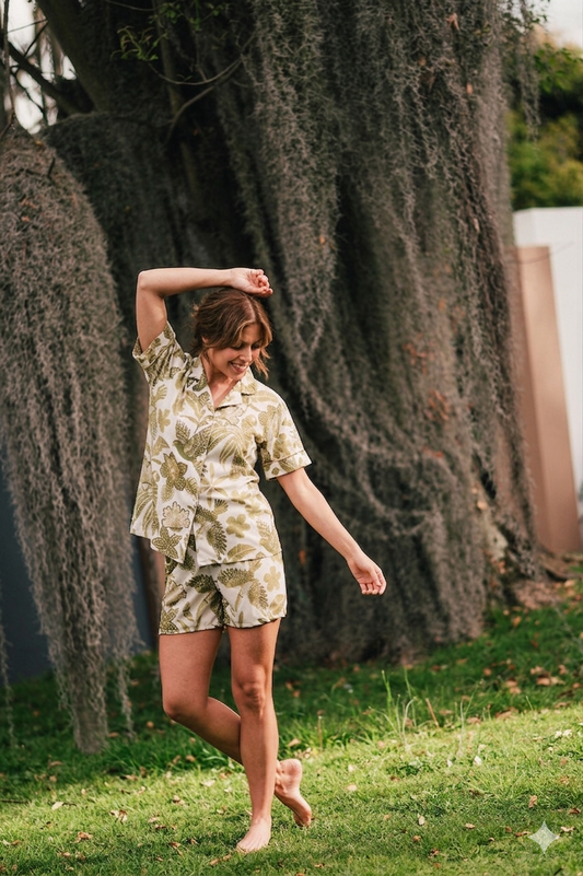 AMAZONAS VERDE CAMISA MANGA CORTA Y SHORT