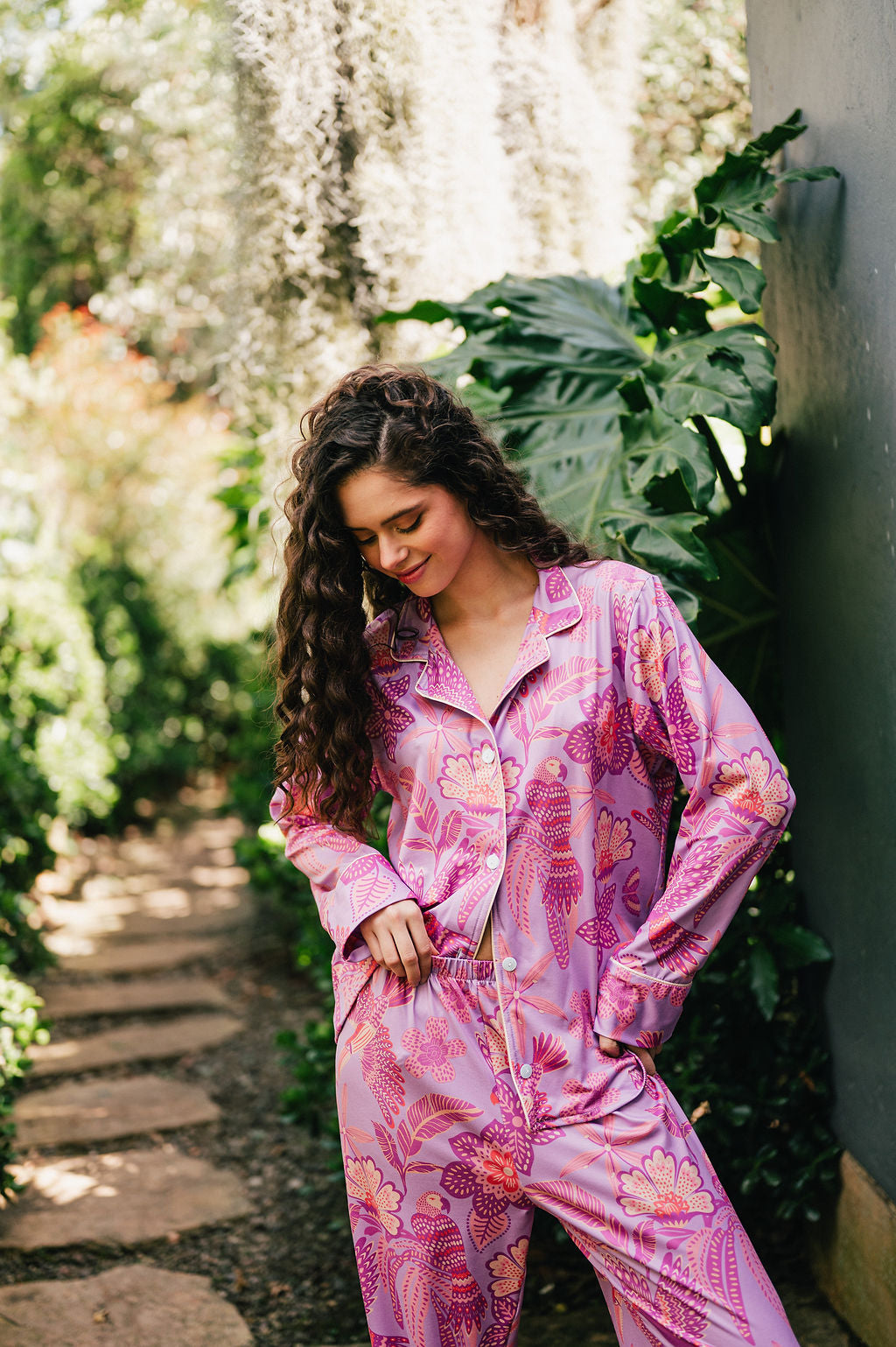AMAZONAS LILA CAMISA MANGA LARGA Y PANTALON