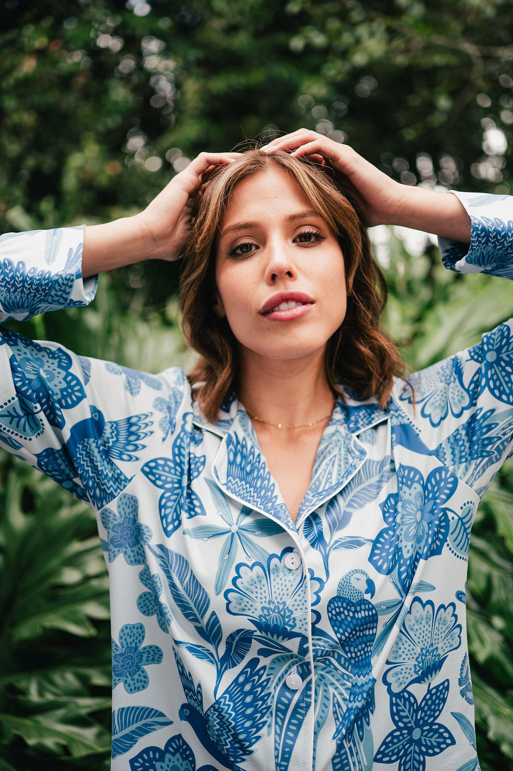 AMAZONAS CELESTE CAMISA MANGA LARGA Y PANTALON