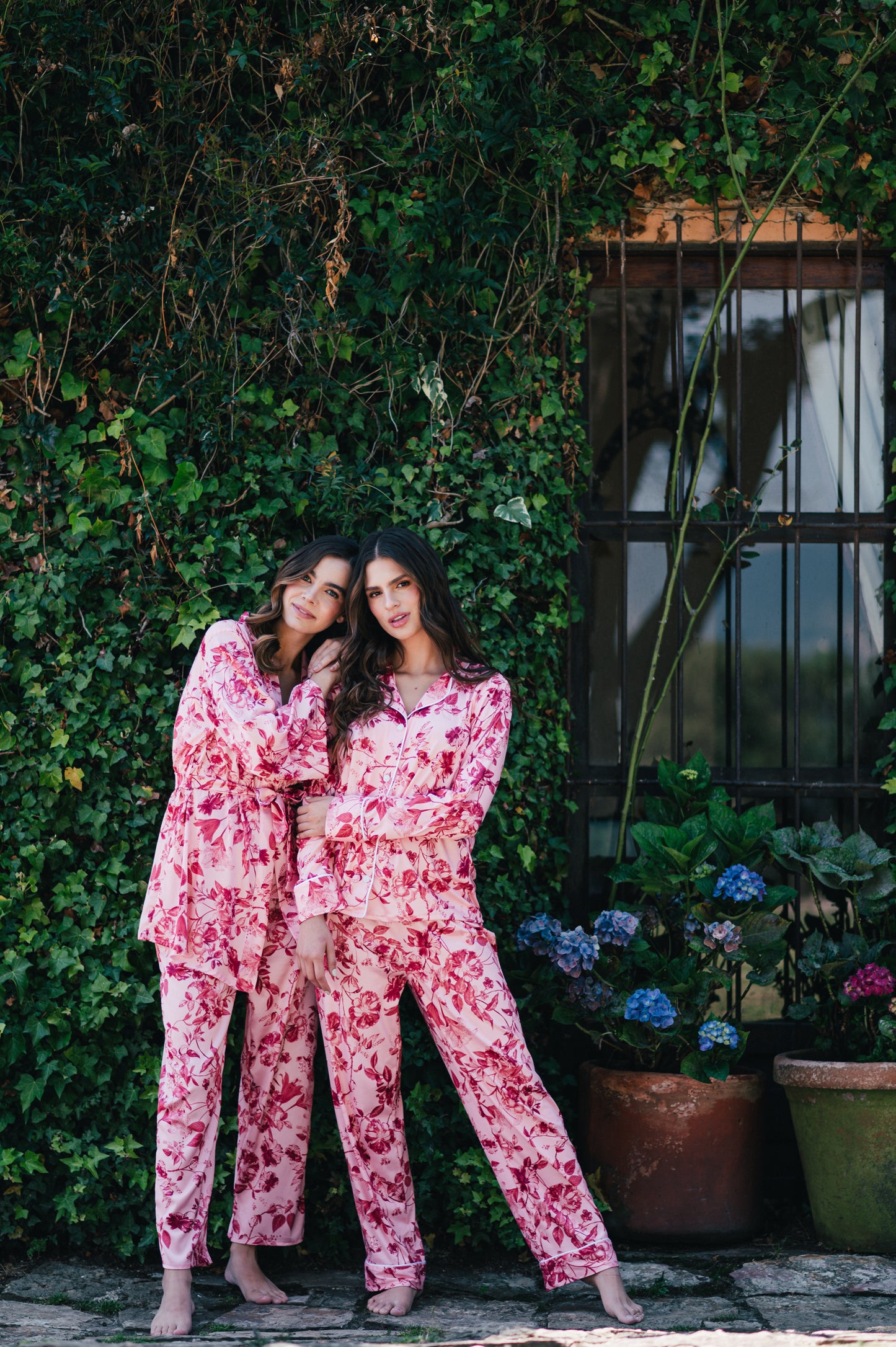 AZUCENAS ROSA CAMISA MANGA LARGA Y PANTALON